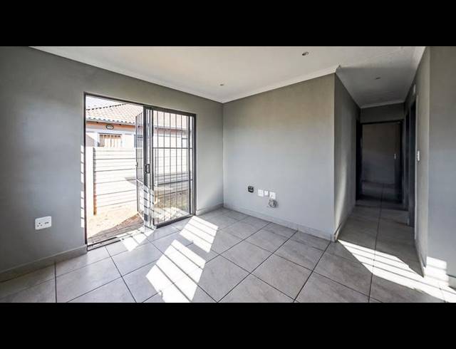 3 BEDROOM HOUSE FOR SALE IN ANDEON